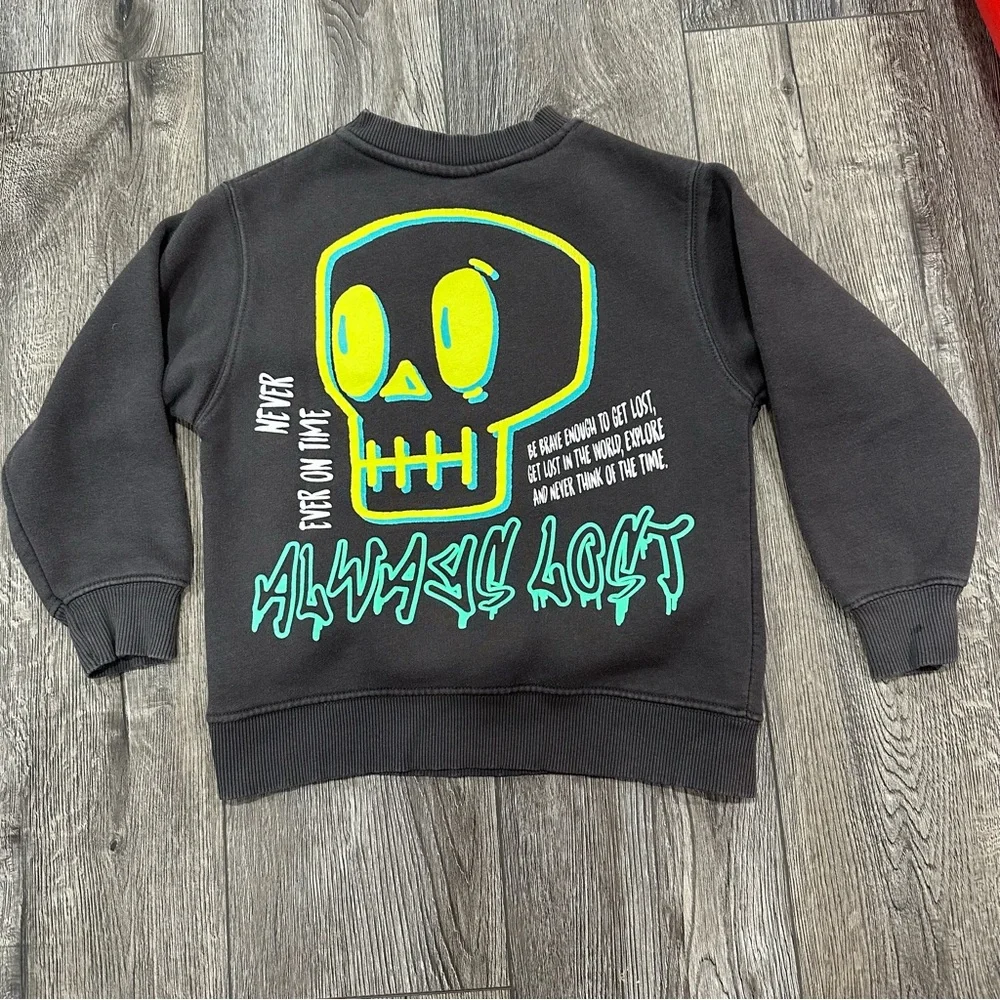 Zara Gray “Always Lost” Skull Graphic Sweatshirt, Size 6/7
